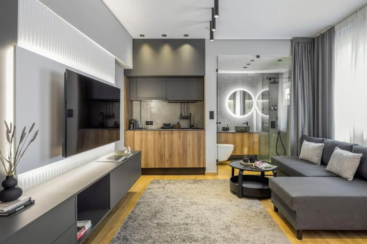Aristotelian Virtues - Enkrateia Thessaloniki Apartment